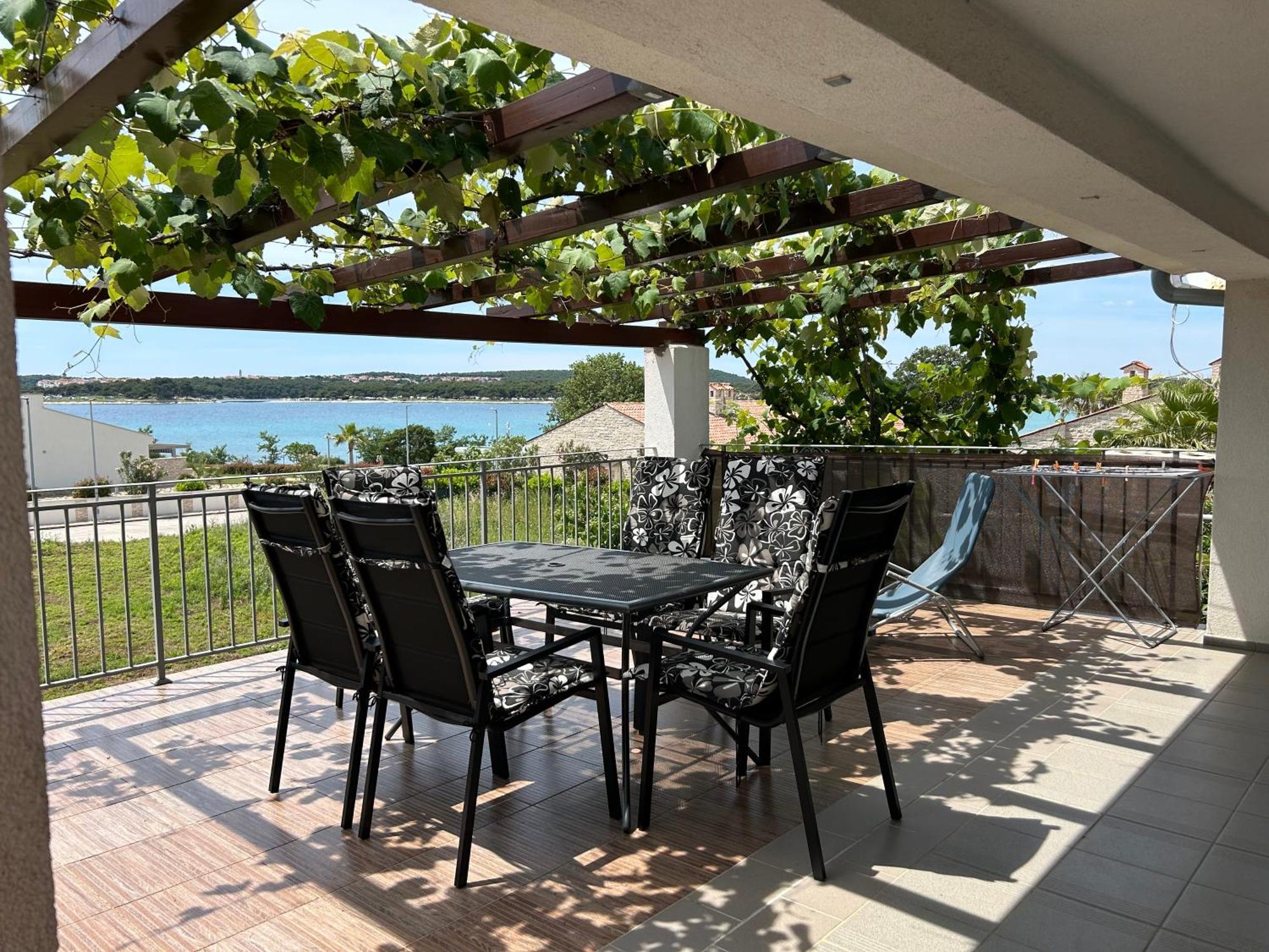 Erzen Apartament